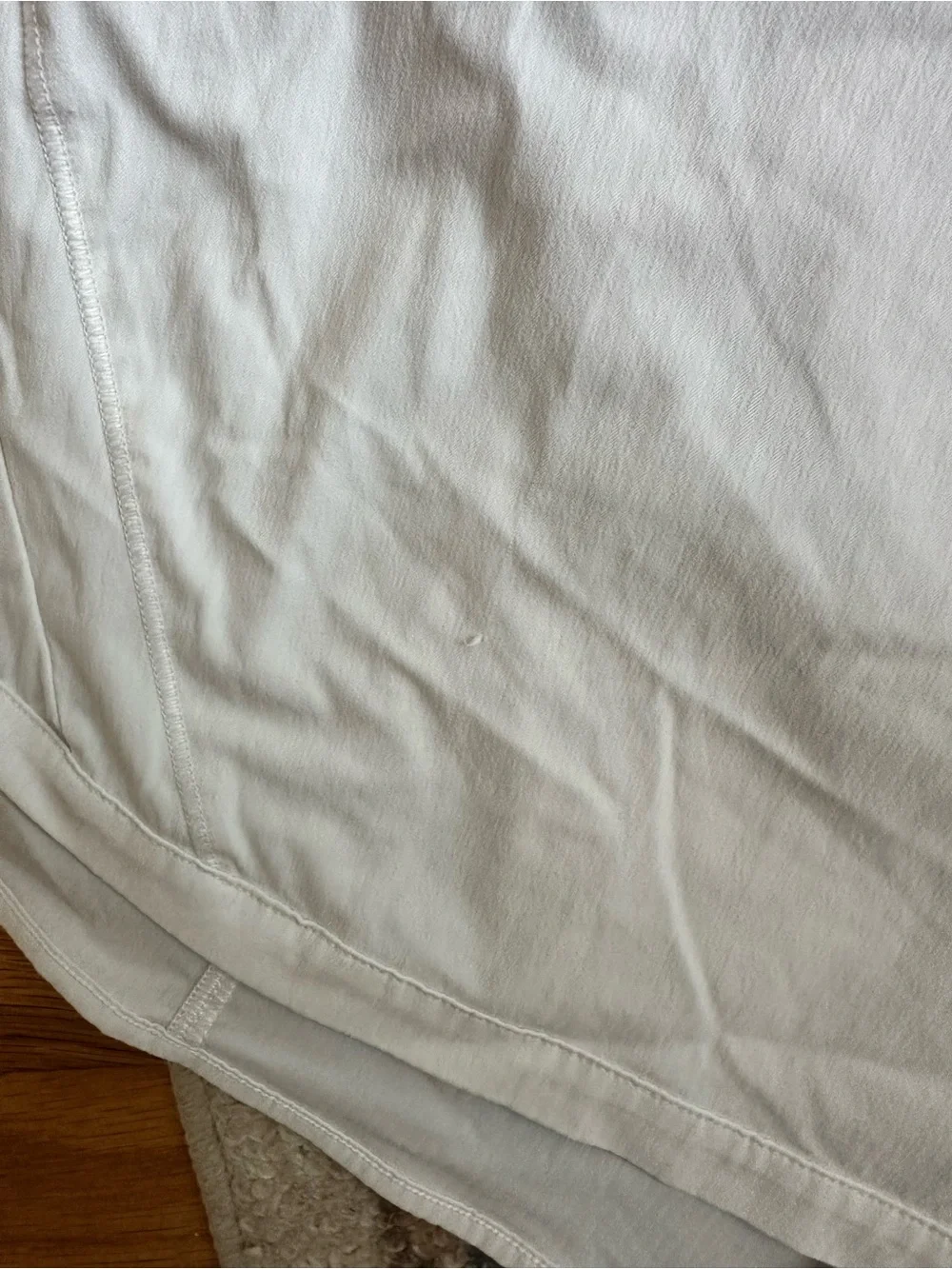 lululemon Track That White Womens Shorts Elastic Waist 5 in inseam Size 18